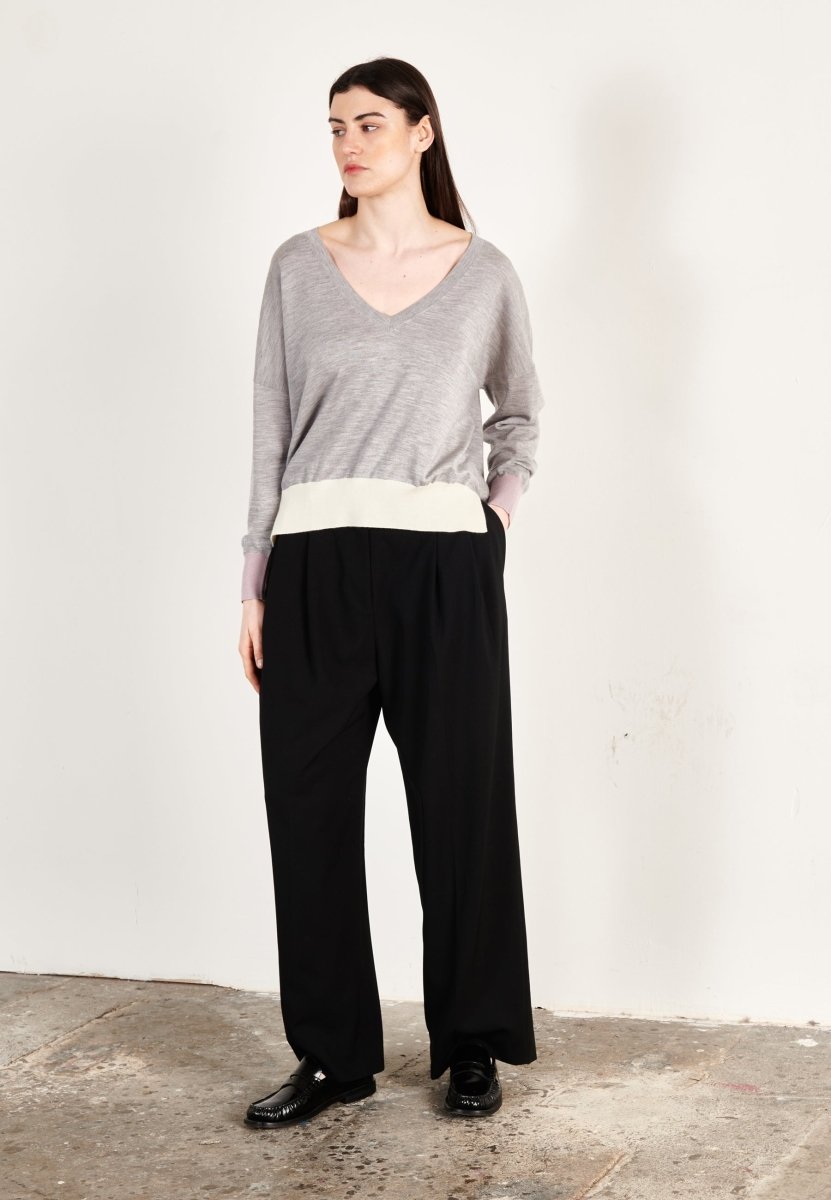 Pull col V oversize ultrafin cachemire et laine gris/violet/blanc femme - KELLY 10 - Studio cashmere8