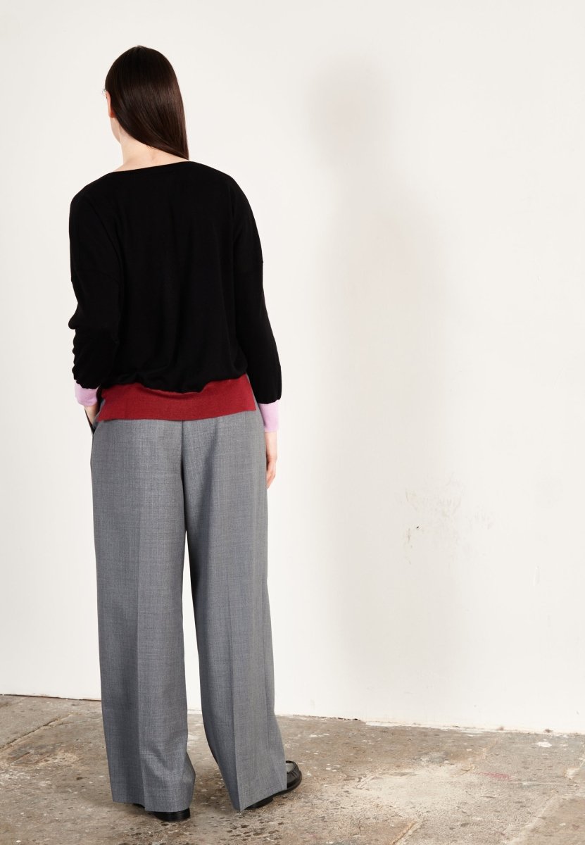 Pull col V oversize ultrafin cachemire et laine noir/lavande/rouge femme - KELLY 10 - Studio cashmere8