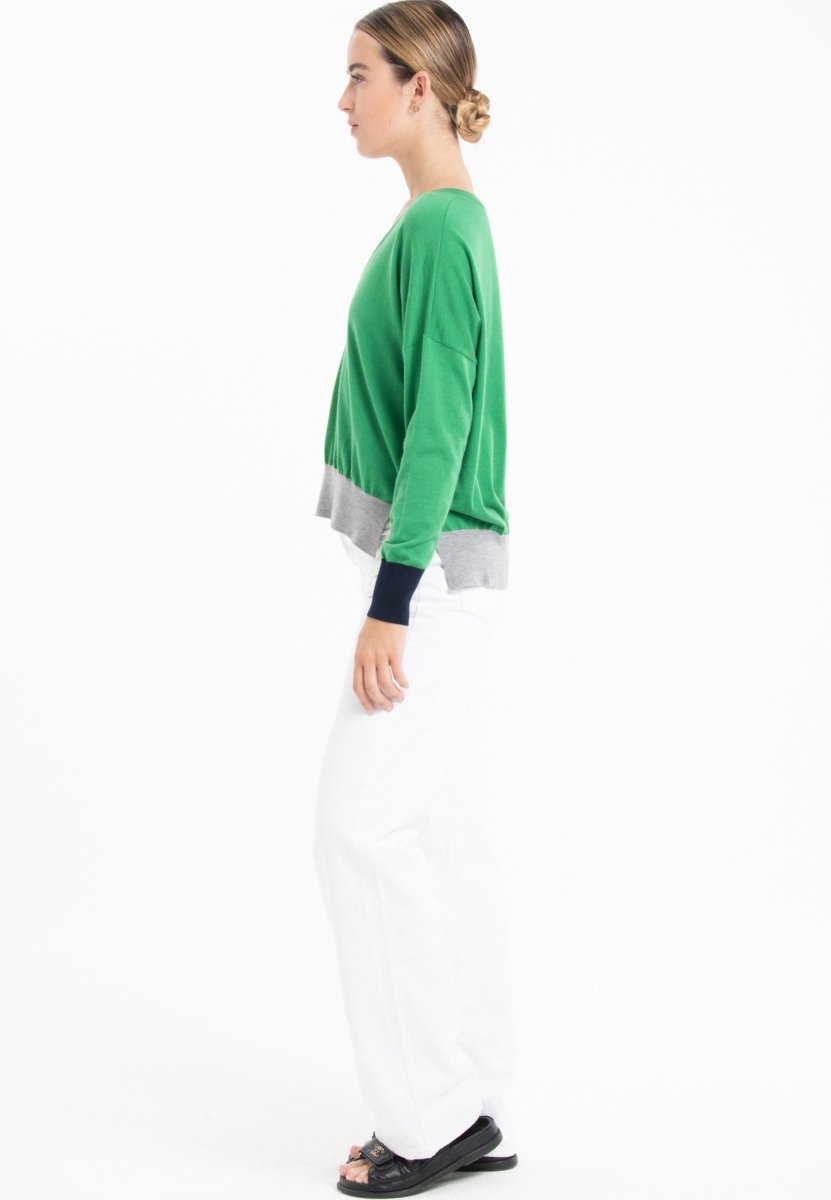 Pull col V oversize ultrafin cachemire et laine vert/bleu marine/gris femme - KELLY 10 - Studio cashmere8