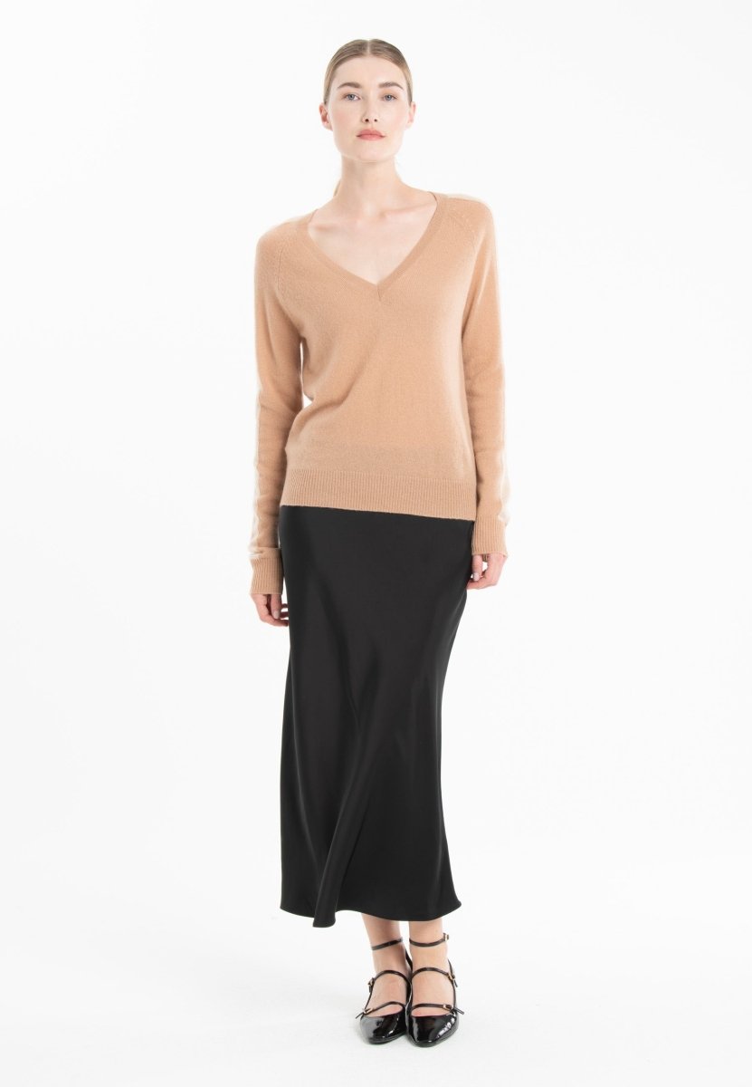 RIA 1 Pull col V avec bande sur les manches en cachemire camel clair/beige - Studio cashmere8