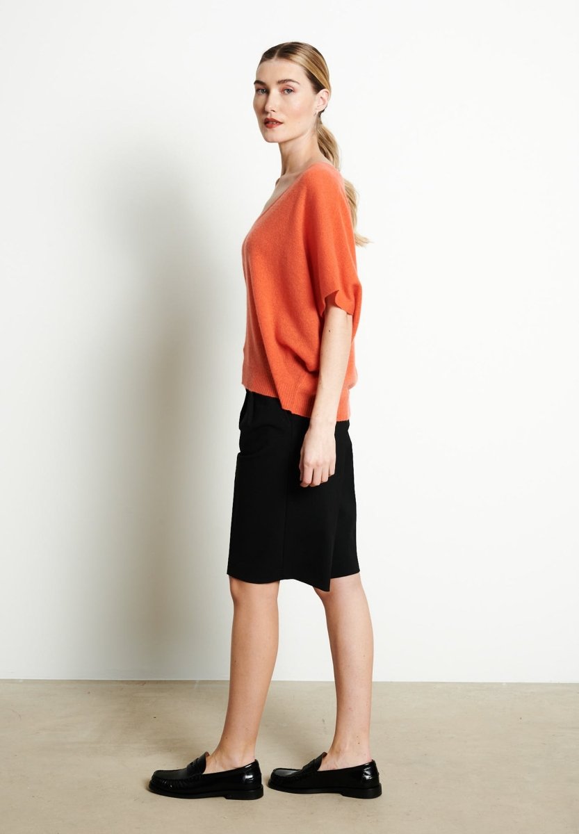 RIA 25 Pull col V manches chauve - souris en cachemire mandarine - Studio cashmere8