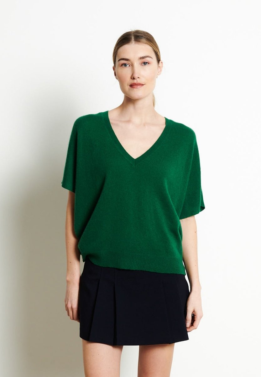 RIA 25 Pull col V manches chauve - souris en cachemire vert émeraude - Studio cashmere8