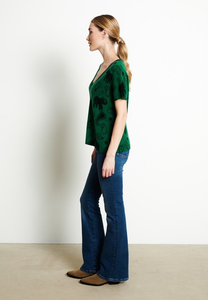 RIA 6 T-shirt col V en cachemire imprimé éléphant vert émeraude - Studio cashmere8