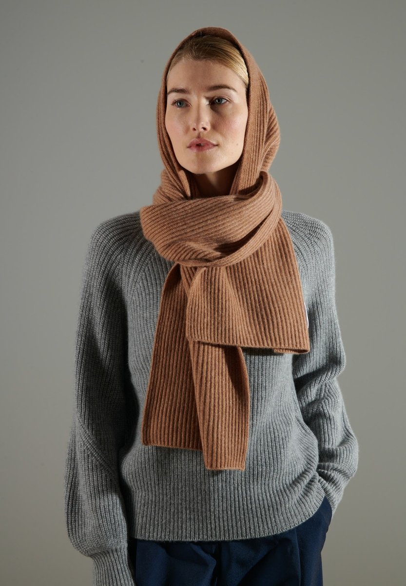 UNI 10 Echarpe côte anglaise 4 fils en cachemire camel - Studio cashmere8