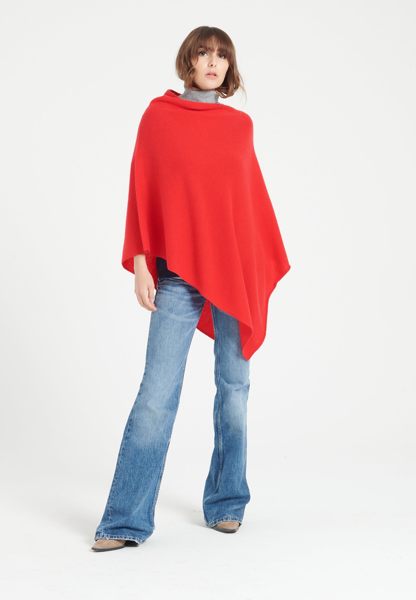 LILLY 9 Poncho col V rouge